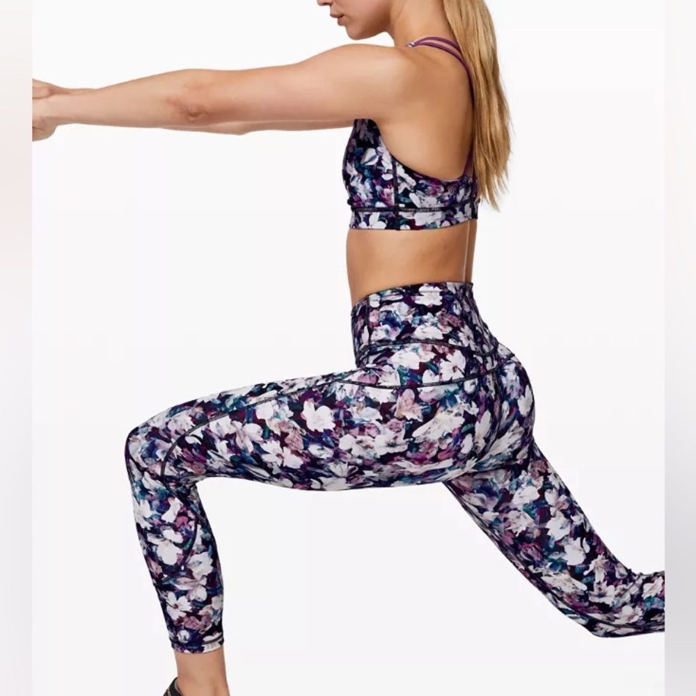 Lululemon In Movement Tight 25” xBarre3